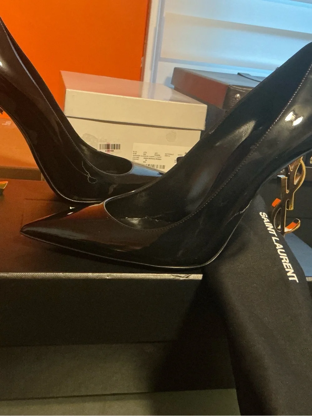 Saint Laurent Black Patent Opyum Pump with Gold YSL Heel - Picture 5 of 9